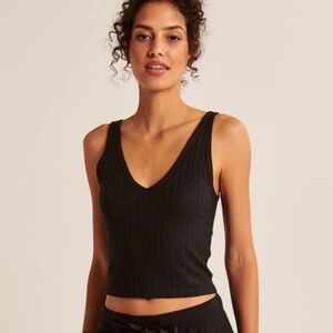Abercrombie Ribbed Cozy Sleep Tank in Black (L)